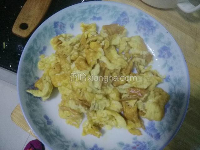 鸡蛋出锅