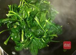 鸡蛋木耳炒菠菜的做法图解4