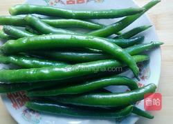 尖椒炒卤猪皮的做法图解3