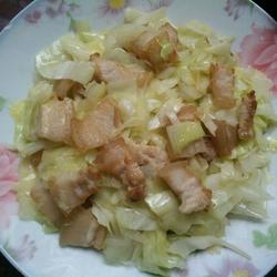 包菜炒肉的做法[图]