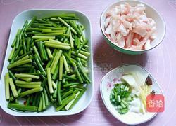 蒜苔肉丝捞面的做法图解3