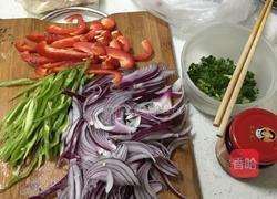 炒乌冬面的做法图解1