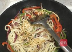 炒乌冬面的做法图解7