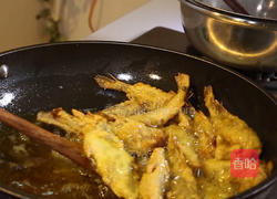 干炸小黄鱼的做法图解5