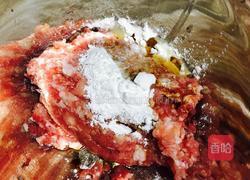 芹菜煎饺的做法图解1