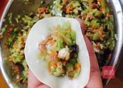 芹菜煎饺的做法图解9