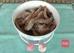 蒜蓉豉油蒸虾的做法图解1