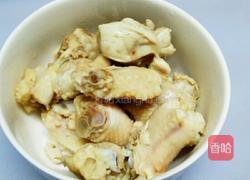 高丽参炖鸡汤的做法图解2