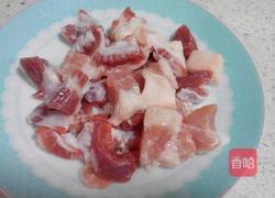 五花肉烧鹌鹑蛋的做法图解3