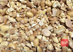 蔓越莓花生牛轧糖的做法图解1