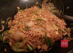 炒细面的做法图解4