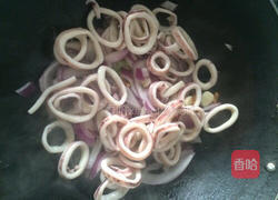 爆炒鱿鱼圈的做法图解5