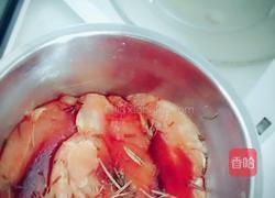 迷迭香煎鸡胸肉的做法图解4