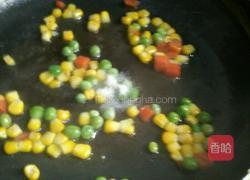 彩色炒饭的做法图解4