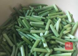 肉丝蒜台的做法图解2
