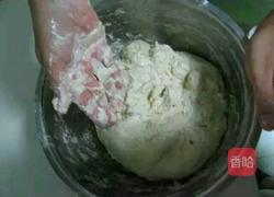炸油条的做法图解4