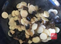 木耳炒山药的做法图解5