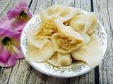 酸菜油渣饺子的做法[图]