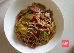 西葫芦火腿炒面的做法图解7