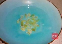 猪肝蹭百合的做法图解3