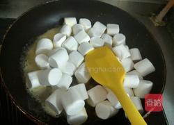 黑芝麻牛轧糖的做法图解4