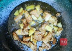 油豆腐炒蒜苗的做法图解2