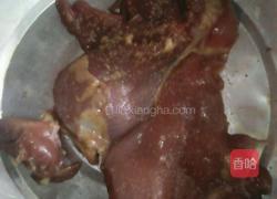 煎鸡腿肉的做法图解3