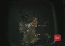 煎鸡腿肉的做法图解4