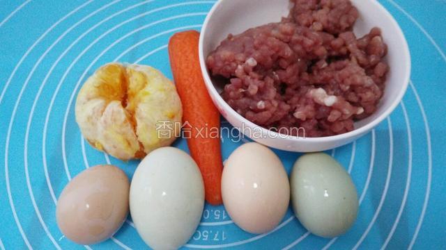 准备食材。