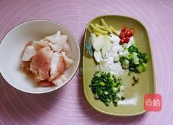 香芹腐竹炒肉片的做法图解3