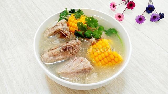排骨玉米汤（清炖）