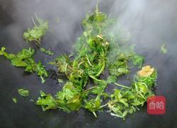 荠菜豆腐汤的做法图解5