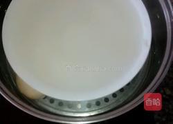 鸡蛋羹+寿司卷的做法图解1