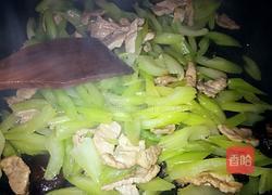 芹菜炒肉片的做法图解7