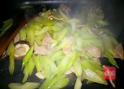芹菜炒肉片的做法图解8