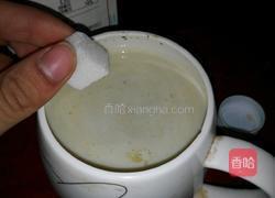 抹茶牛奶碰的做法图解4