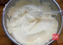 沙拉肉松双色海绵蛋糕卷的做法图解13