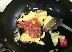 番茄蛋炒饭的做法图解3