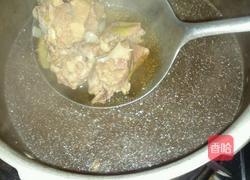 排骨面的做法图解1