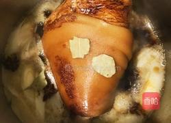 红烧肘子的做法图解4