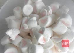 牛轧饼的做法图解1