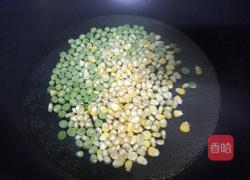 腊肠炒饭的做法图解2