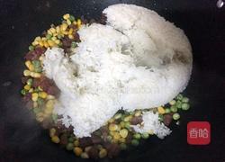 腊肠炒饭的做法图解5