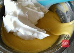 原味戚风蛋糕的做法图解9