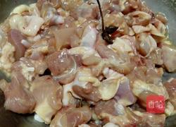 干煸辣子鸡的做法图解2