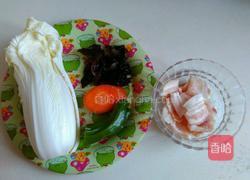 白菜炒肉片的做法图解1