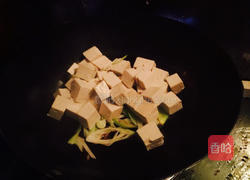 白菜炖豆腐的做法图解5