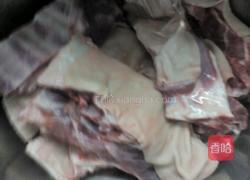 干锅羊肉的做法图解1