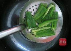 洋葱彩椒炒鸡块的做法图解4