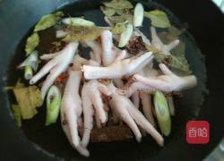 凉拌凤爪的做法图解4